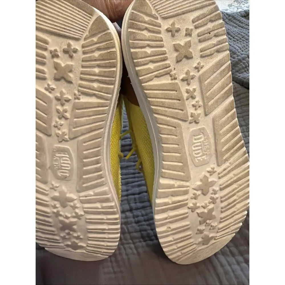 HEYDUDE x SpongeBob SquarePants Wally Funk Brown/Yellow Men’s Shoes Size 8 US